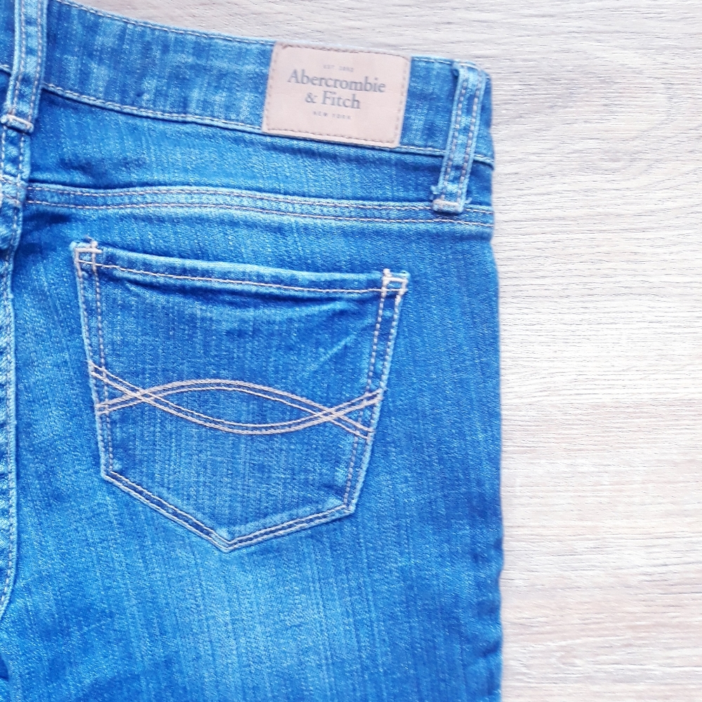 Abercrombie The A&F Skinny Jeans - Size 3/4 Medium Wash Low Rise Jeans - Picture 7 of 9